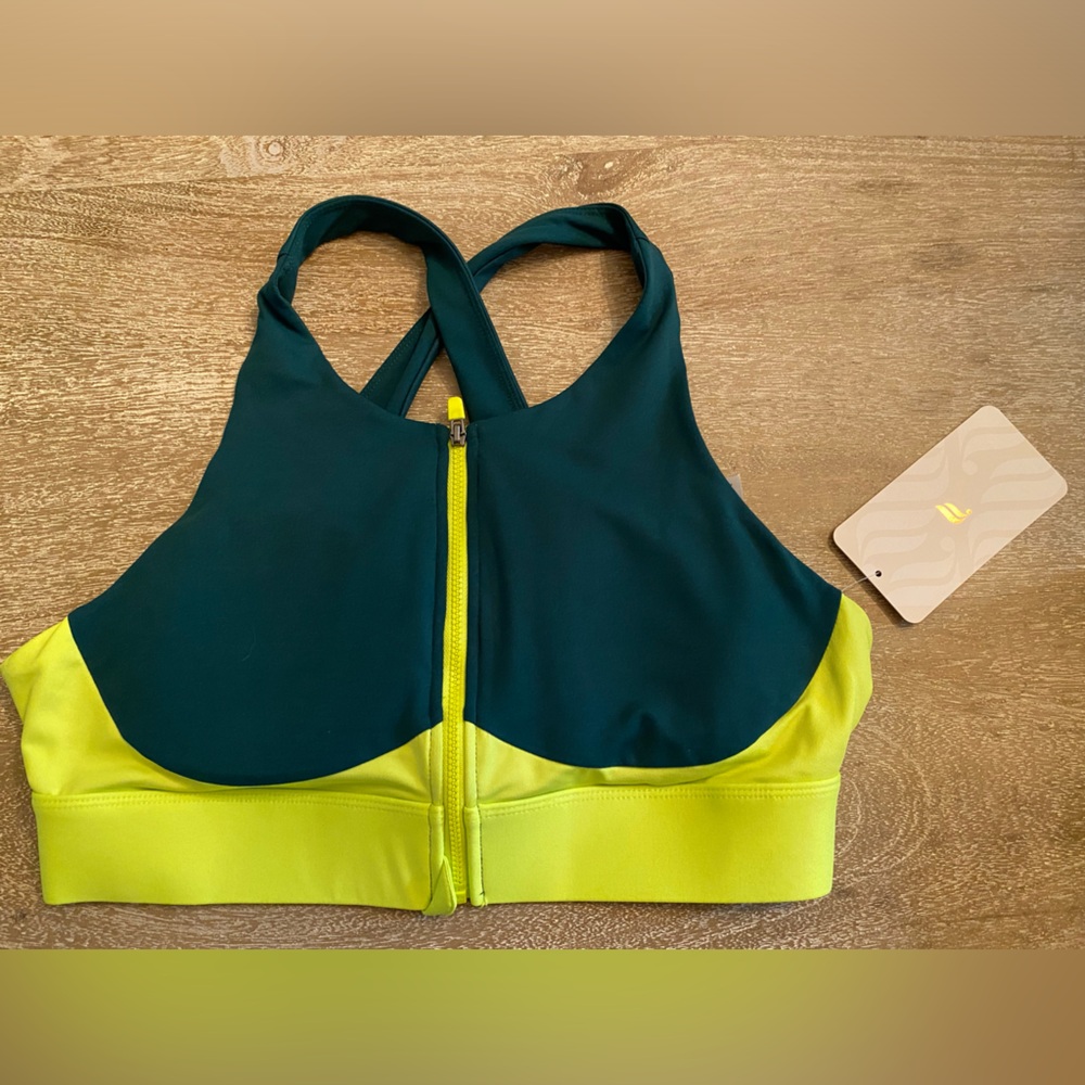 NWT Fabletics Ella High Support Zip Front Sports Bra